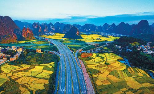 广西发展,双刃剑效应探析